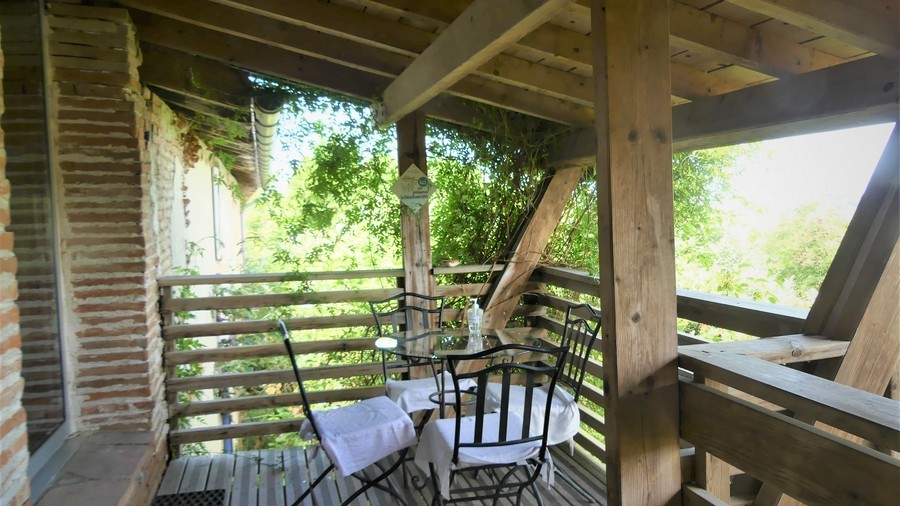 001-Entrée et coin déjeuner.JPG